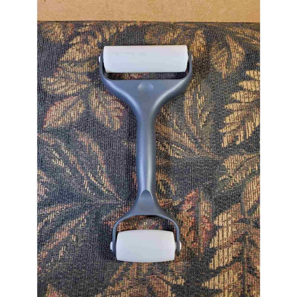 Pampered Chef Baker's Roller